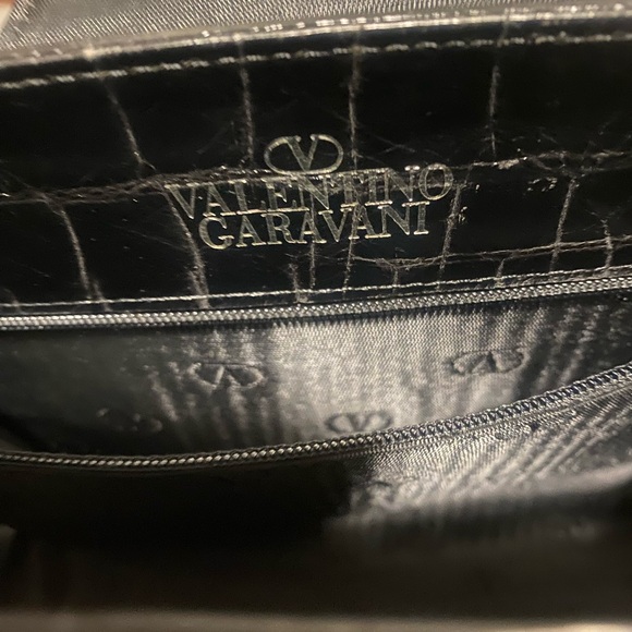 Rare VALENTINO GARAVANI Black Handbag - Picture 3 of 11